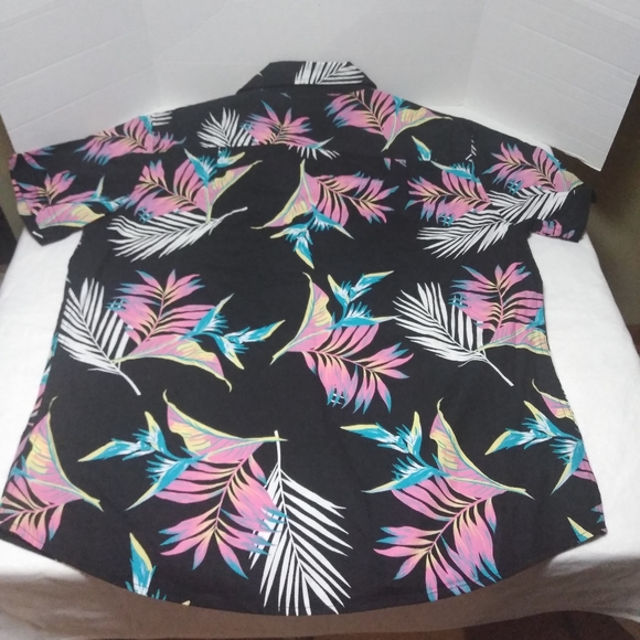 Original Use Floral Print Button Up Shirt - Picture 4 of 6